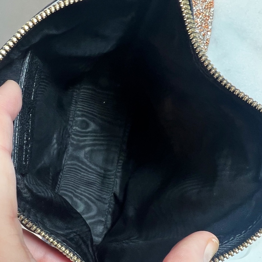 Alexander McQueen Mini Black Leather Mantra Clutch - Picture 8 of 10